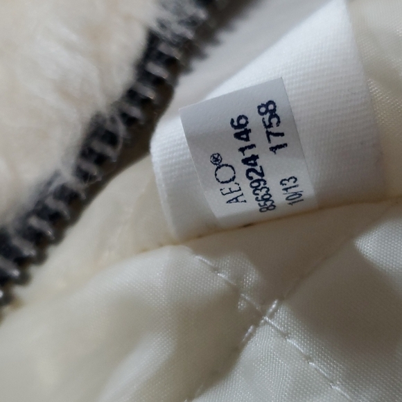 American Eagle  Outfitters size M/M Excellent conditions - Picture 17 of 17